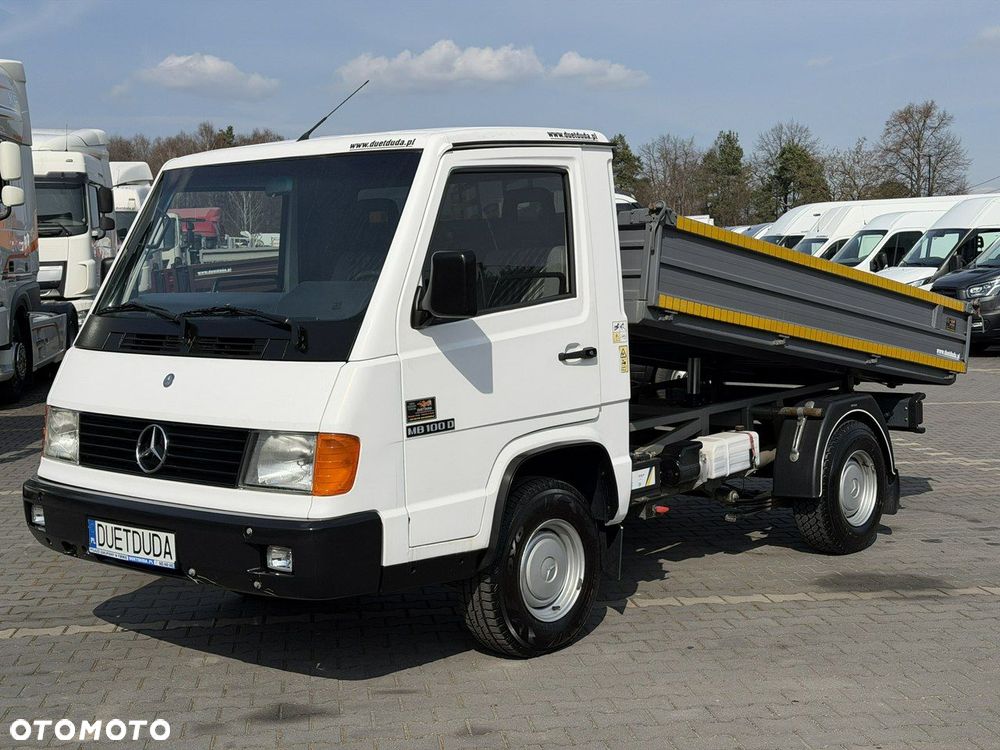 Mercedes-Benz MB 100 - 7