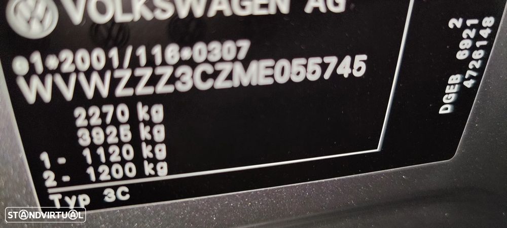 VW Passat Variant - 16