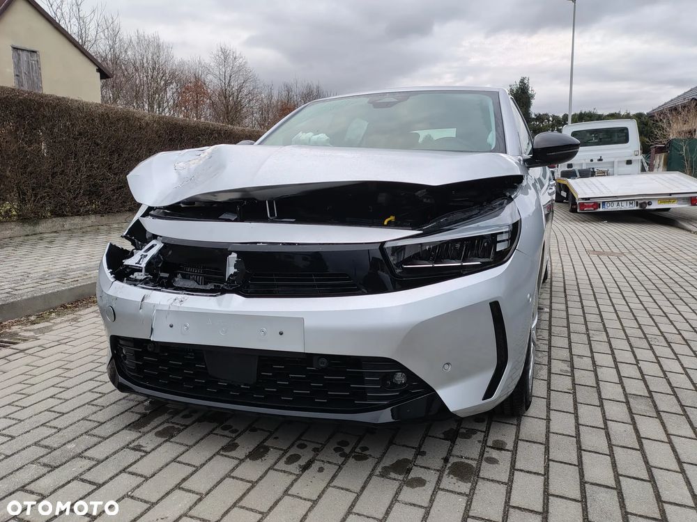 Opel Corsa 1.2 Direct Injection Turbo Start/Stop Elegance - 2