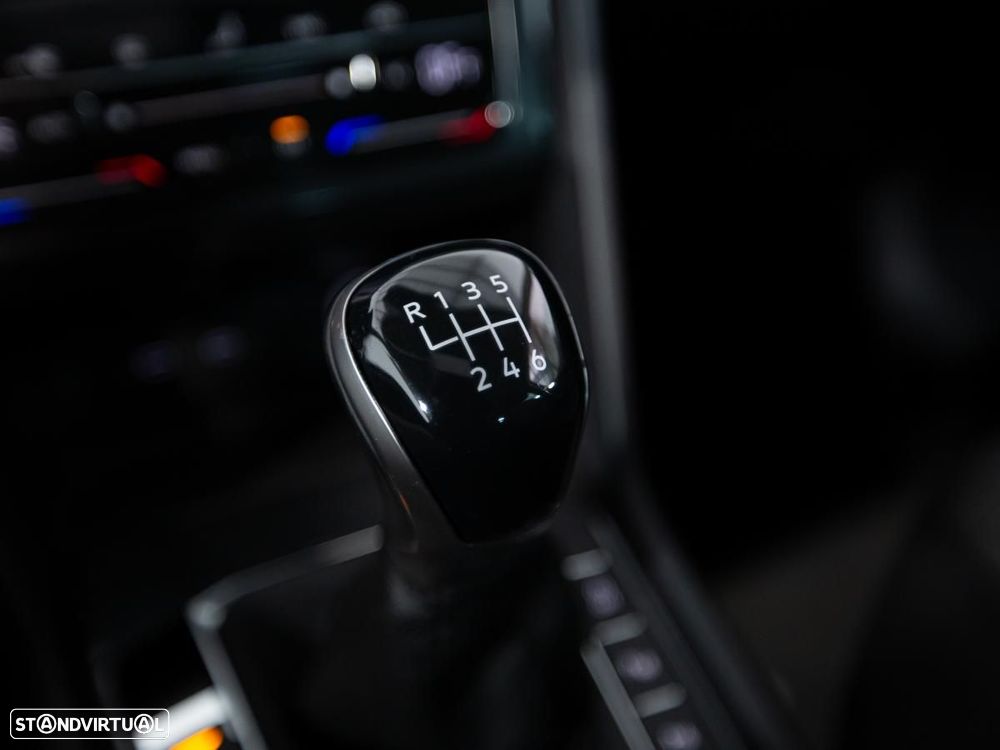 VW Tiguan 2.0 TDI Life - 35