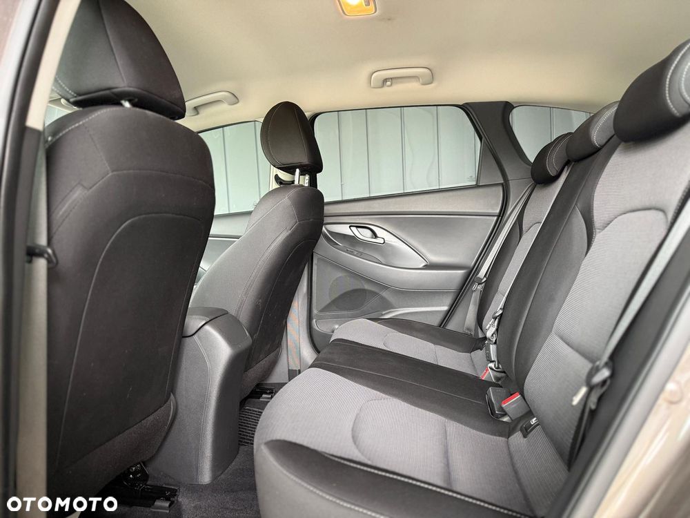 Hyundai i30 1.0 T-GDI Modern - 10