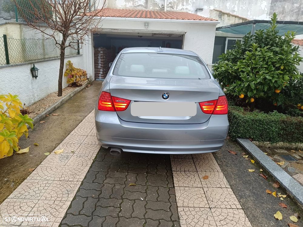 BMW 320 d Auto - 5
