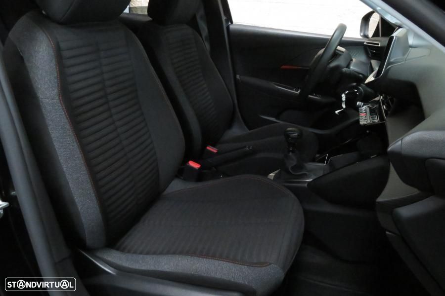 Peugeot 208 1.2 PureTech Active - 11