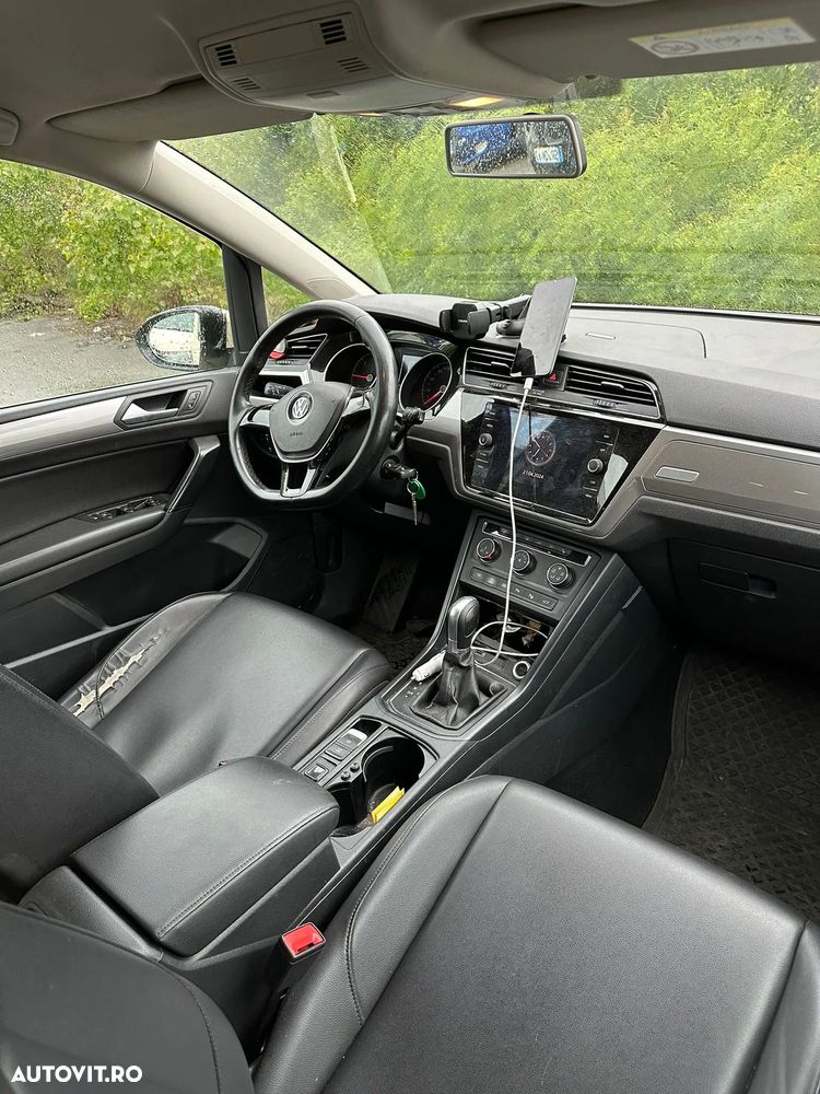 Dezmembrez Touran , an 2018 , 2,0D , CUTIE AUTOMATA , tip motor DFGC - 5