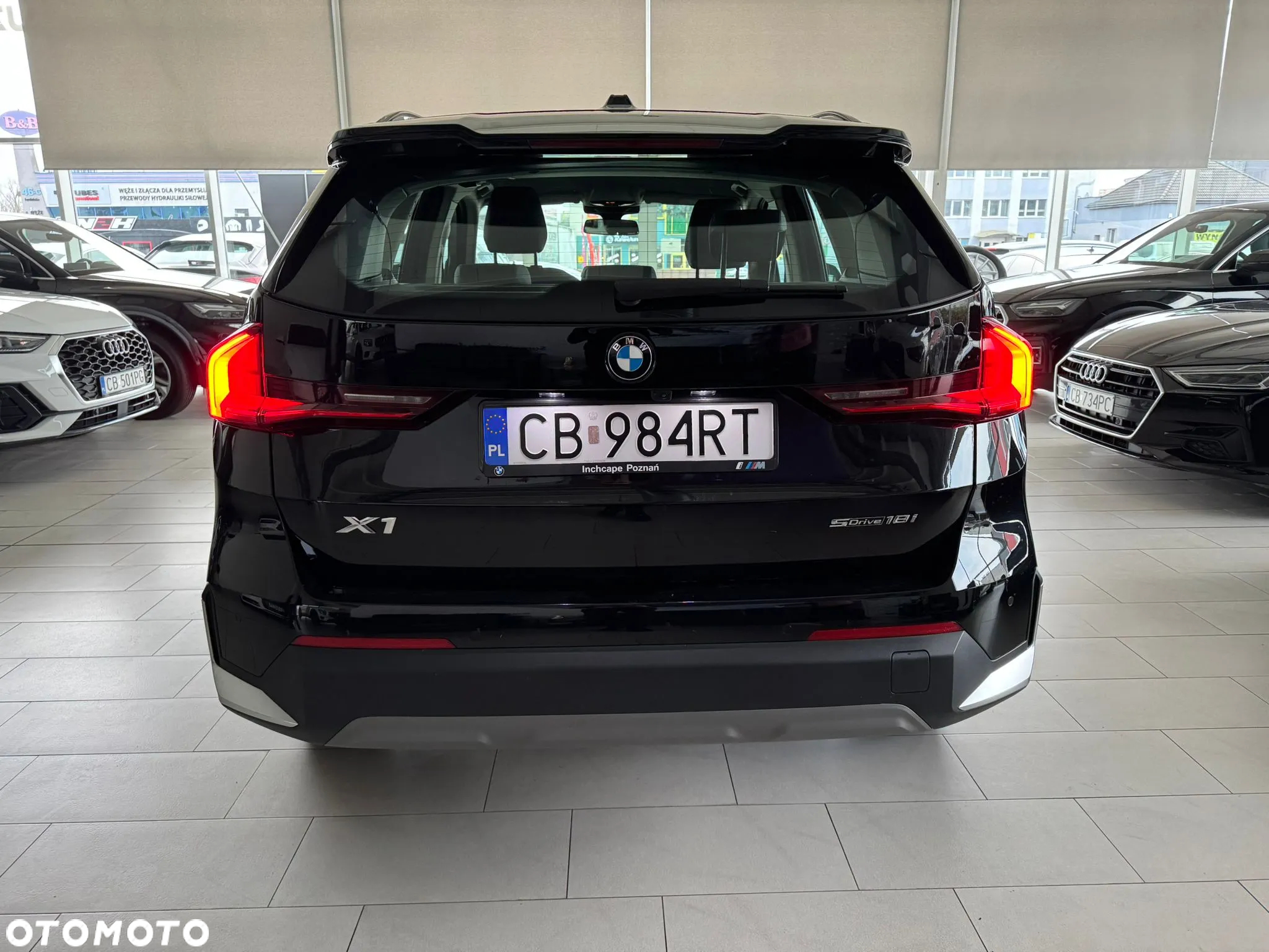 BMW X1 sDrive18i Business Edition - 4