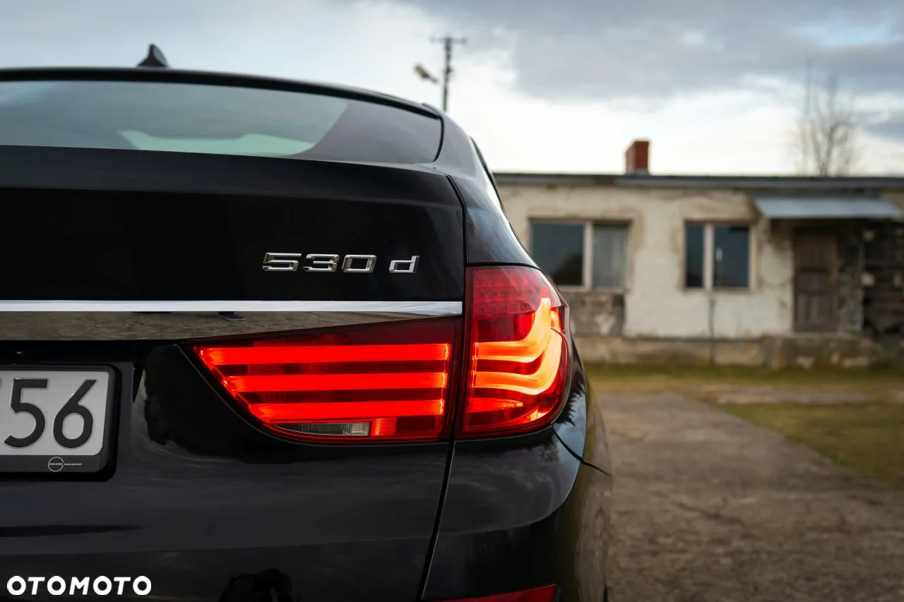 BMW 5GT 530d Gran Turismo - 12