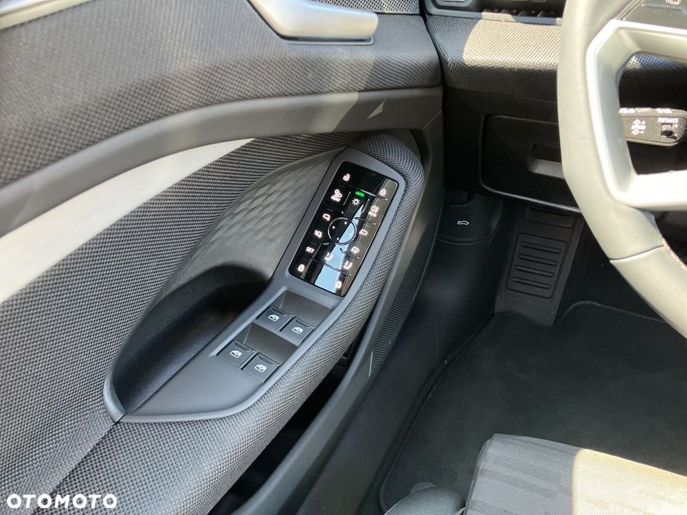 Audi A6 Avant - 15
