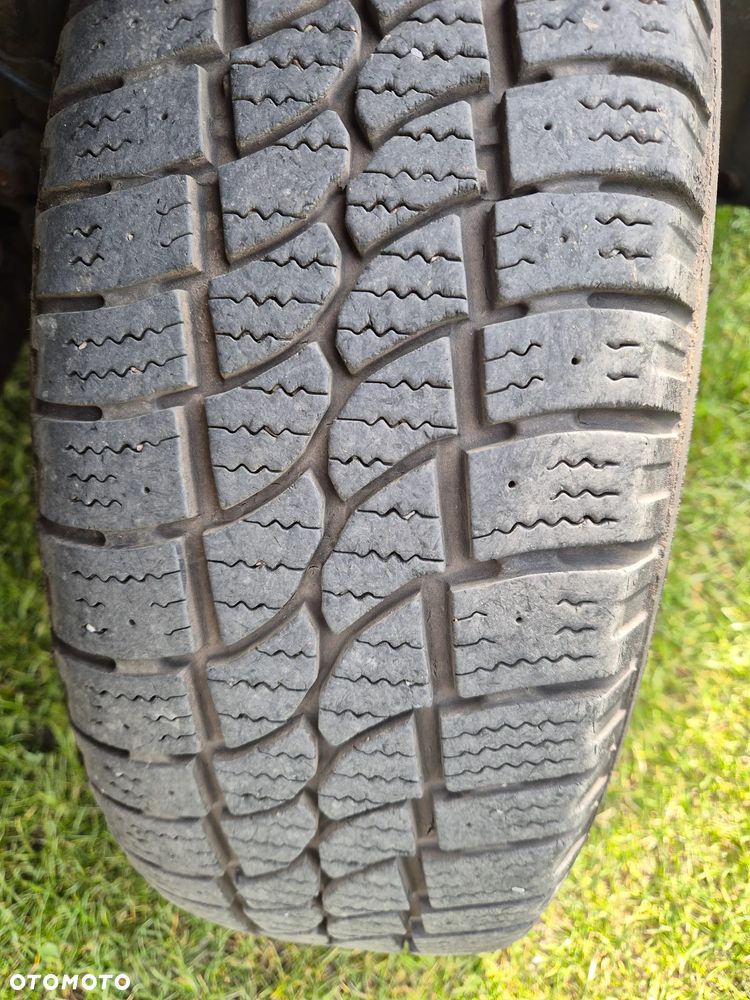 Volkswagen Transporter - 12