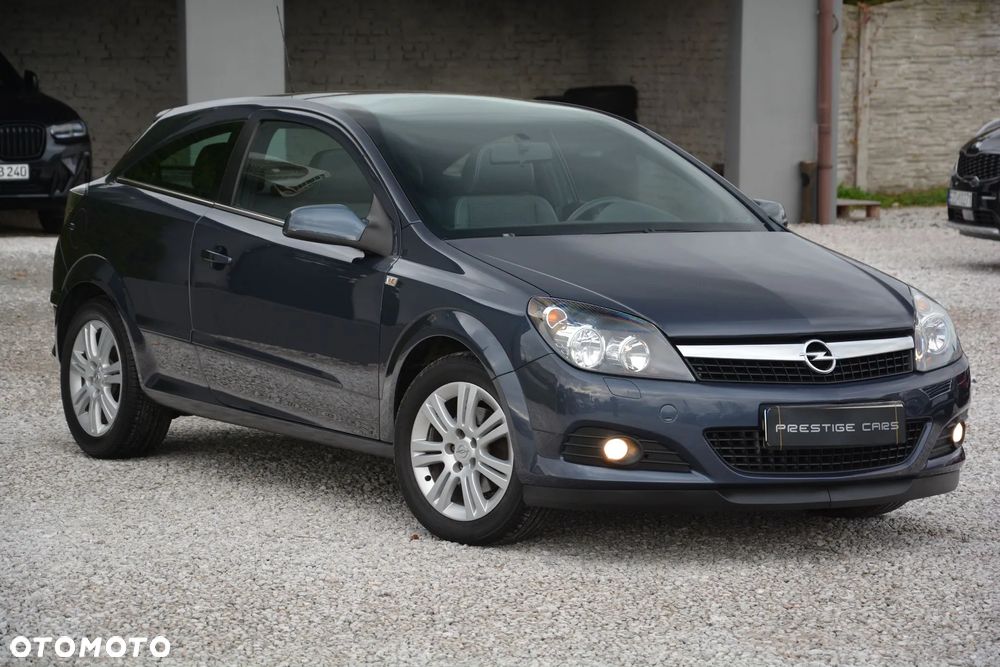 Opel Astra GTC 1.8 - 3