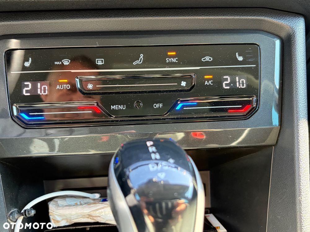Volkswagen Tiguan - 25