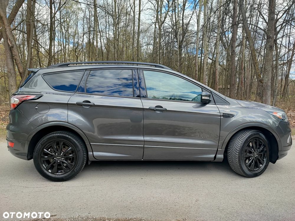 Ford Kuga 2.0 TDCi 4x4 ST-Line - 24
