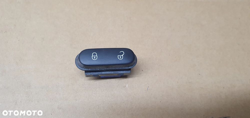 Przełącznik centralnego zamka blokady drzwi Seat Leon II Lift 5P0962125A - 1