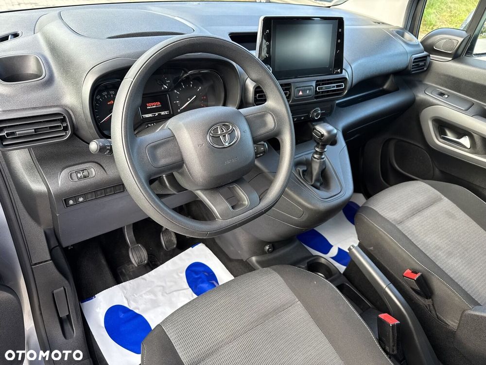 Toyota Proace City Verso 1.5 D-4D Business - 19