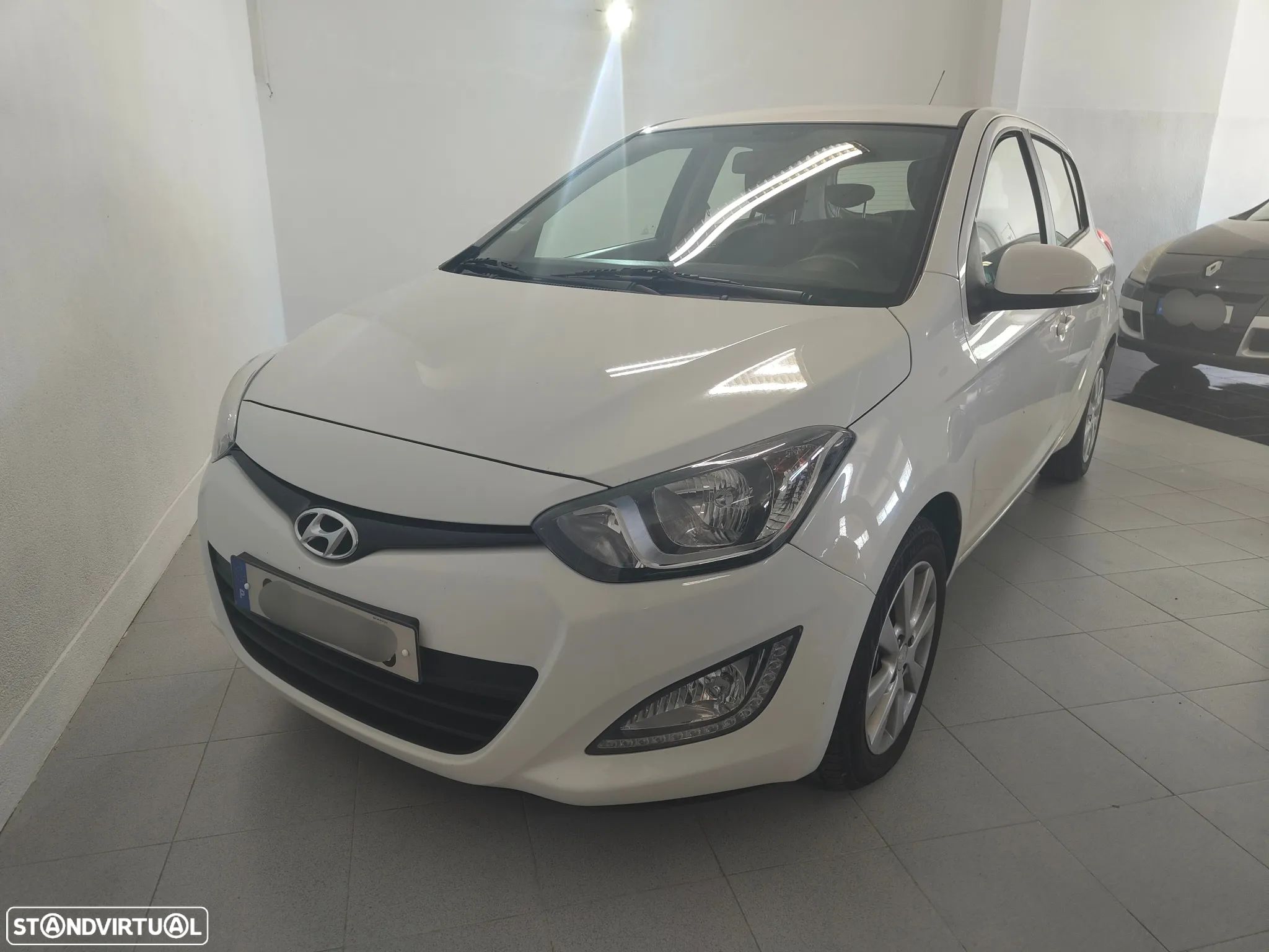 Hyundai i20 1.1 CRDi Urban - 1