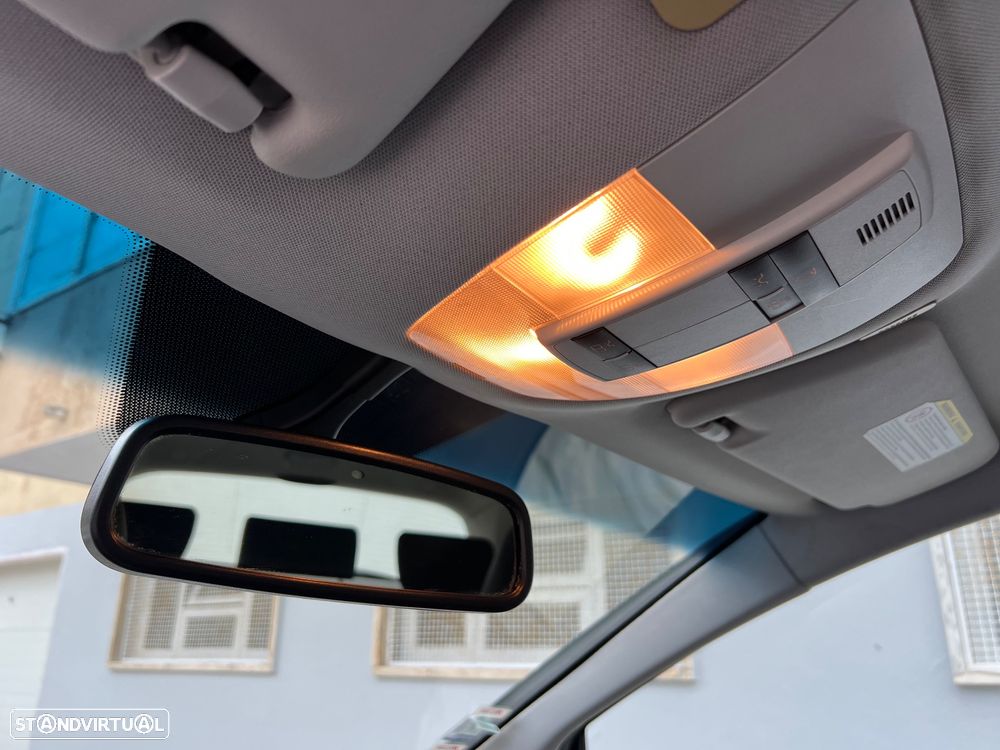 Mercedes-Benz B 200 CDI - 42