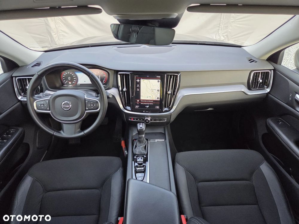 Volvo V60 T5 Geartronic Momentum Pro - 18