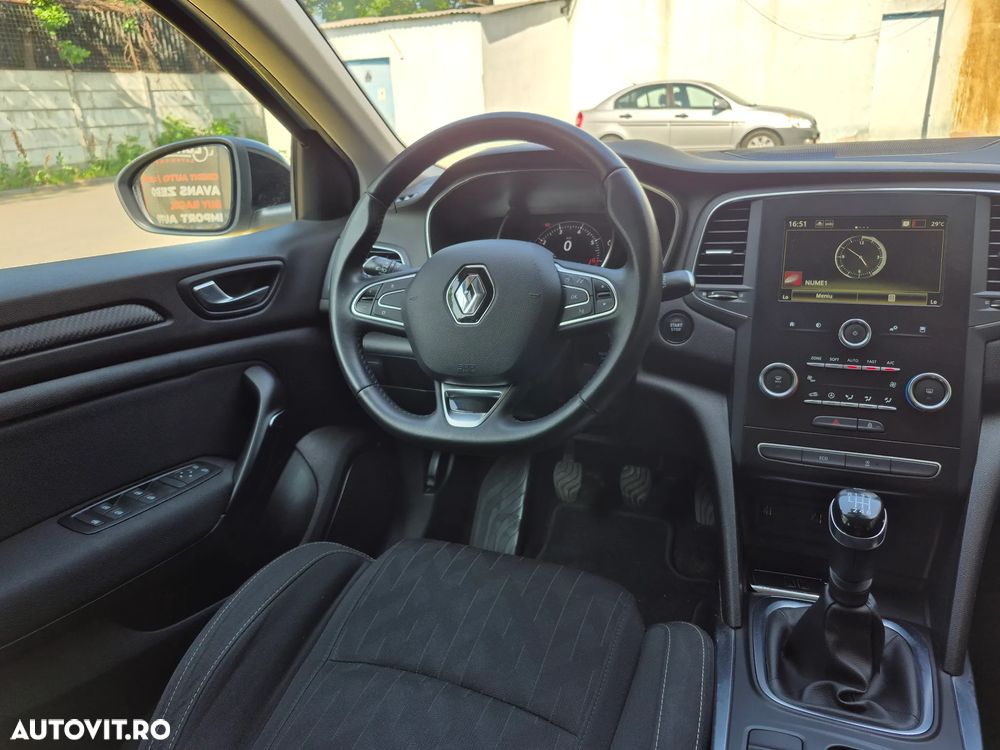 Renault Megane ENERGY TCe Business - 4