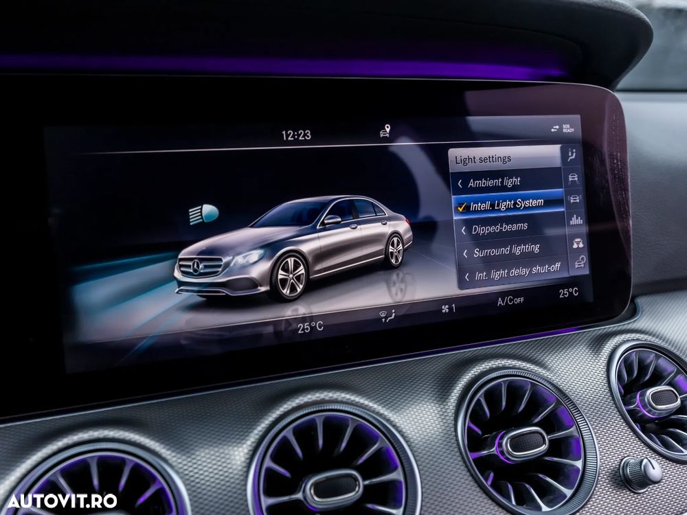 Mercedes-Benz E 220 d 4Matic 9G-TRONIC Avantgarde - 36