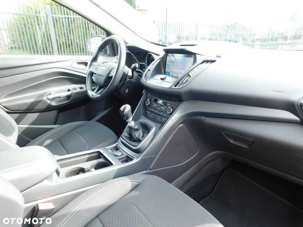 Ford Kuga 2.0 TDCi FWD Titanium - 8