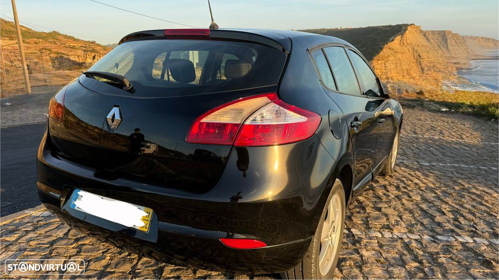 Renault Mégane 1.5 dCi Dynamique S SS - 3