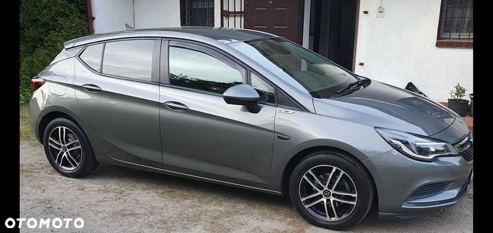 Opel Astra - 1