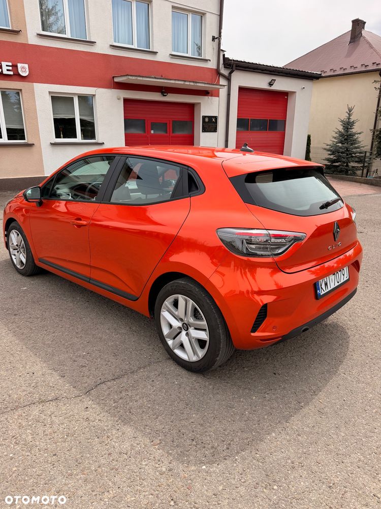 Renault Clio ver-1-0-sce-life - 9