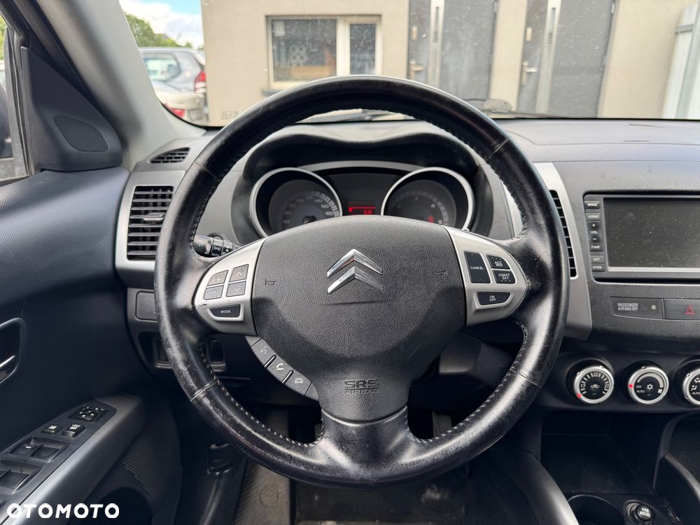 Citroën C-Crosser - 16