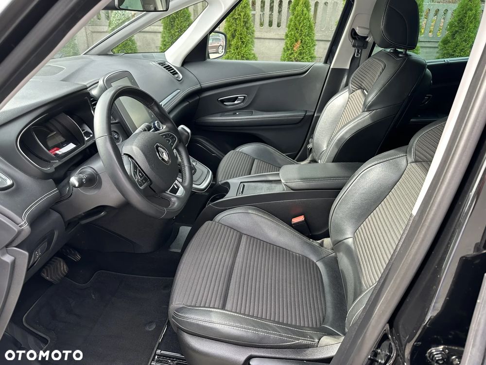 Renault Grand Scenic - 20