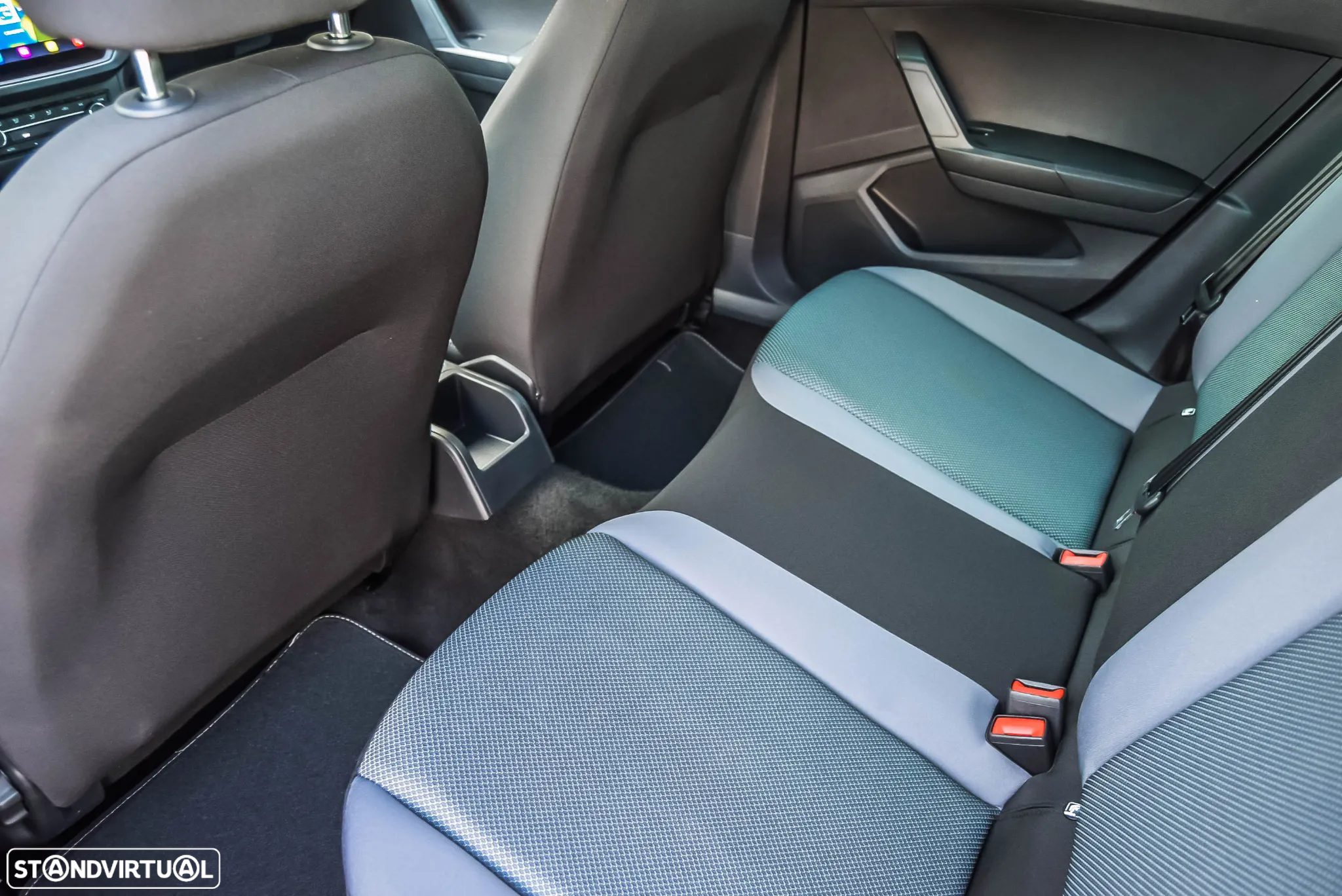 SEAT Arona 1.0 TSI Style DSG - 12