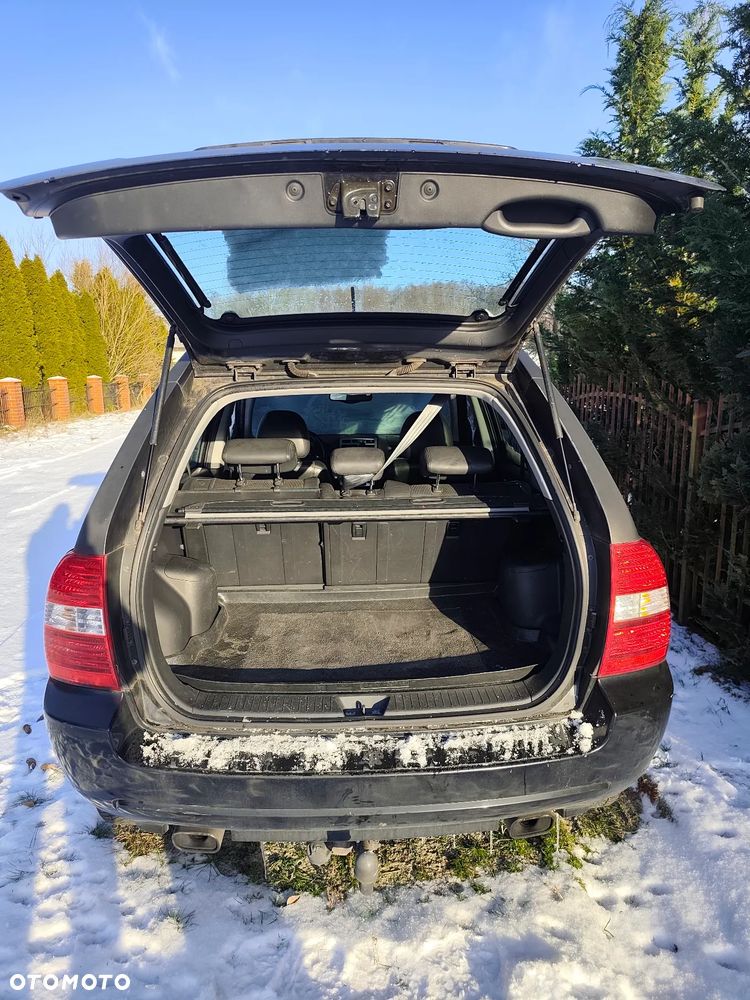 Kia Sportage 2.0 CRDi Tour - 11