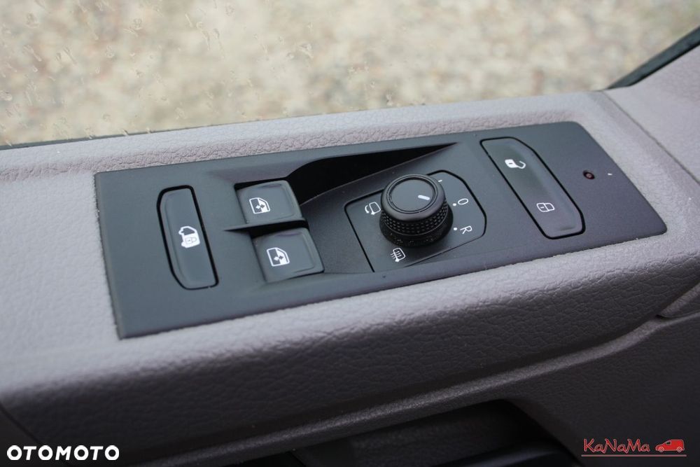 Volkswagen Transporter - 22