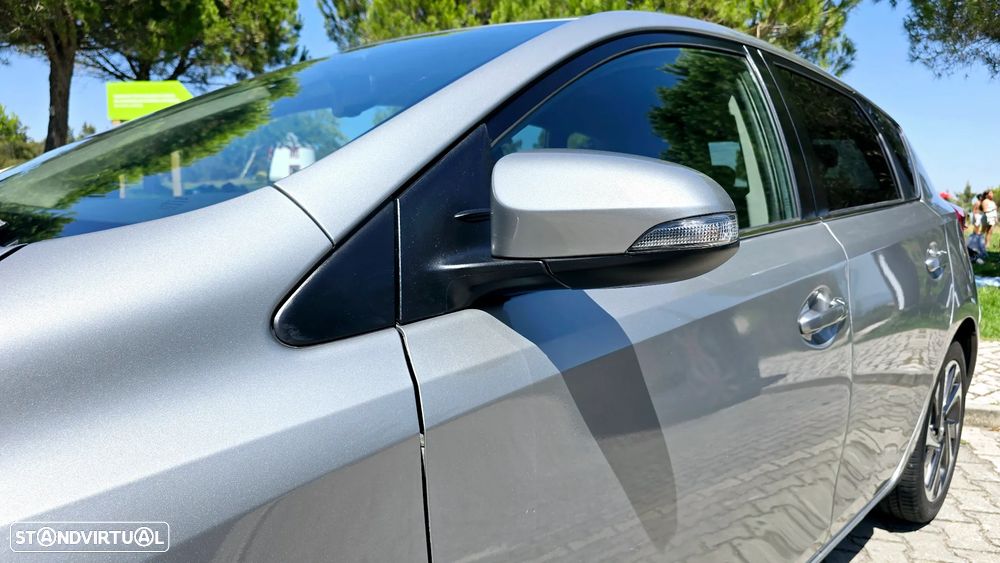 Toyota Auris 1.2T Comfort+Pack Techno +P.Sport - 24