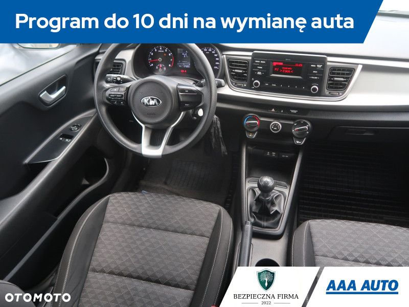 Kia Rio - 8