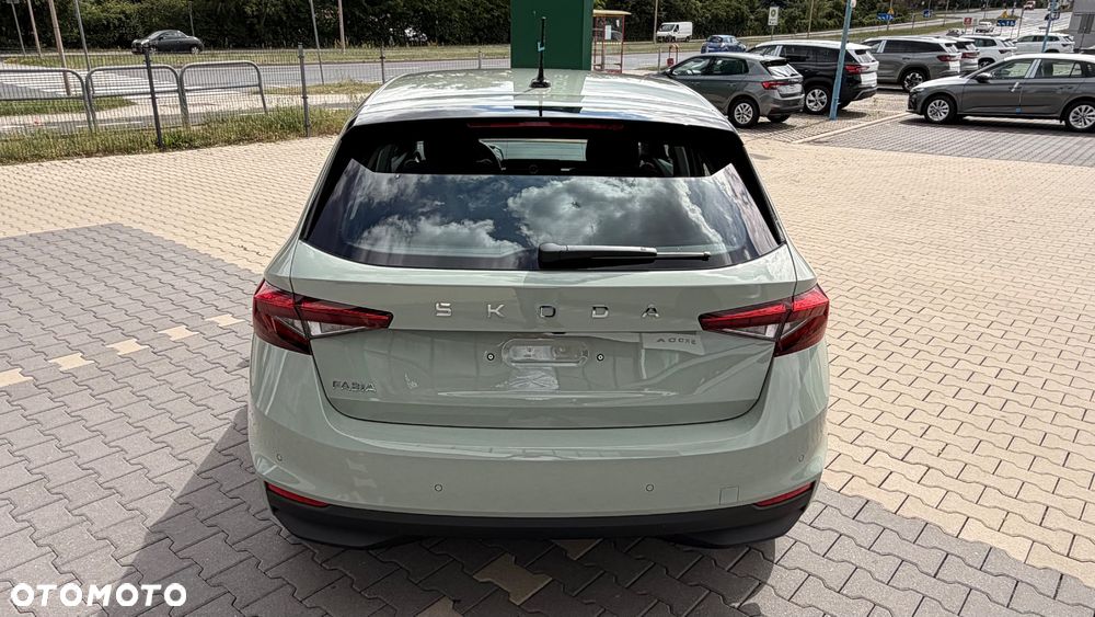 Skoda Fabia 1.0 TSI Drive DSG - 4