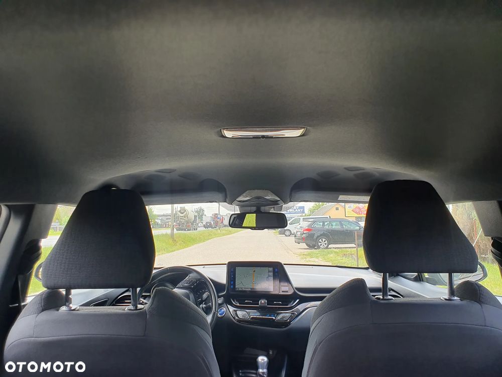Toyota C-HR Business-Edition - 26