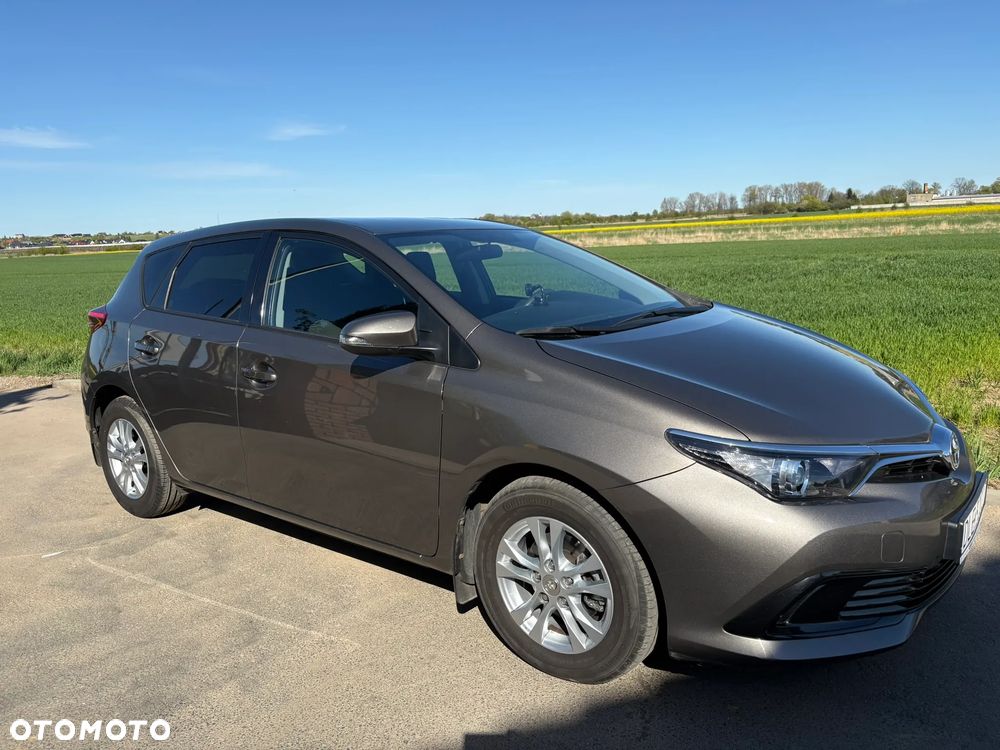 Toyota Auris 1.33 VVT-i Active - 2