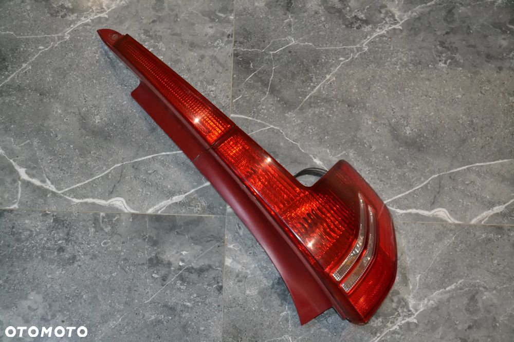 CITROEN C4 LAMPA TYŁ TYLNA PRAWA KPL - 2