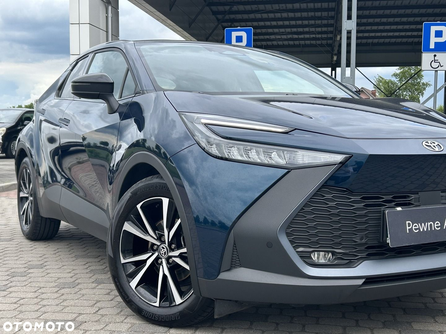 Toyota C-HR - 10