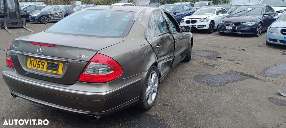 Dezmembrari / Dezmembrez E320 (W211) 45690 cutie viteze automată cod culoare 963 (MANUFAKTUR gri indium - vopsea metalizată) - 6