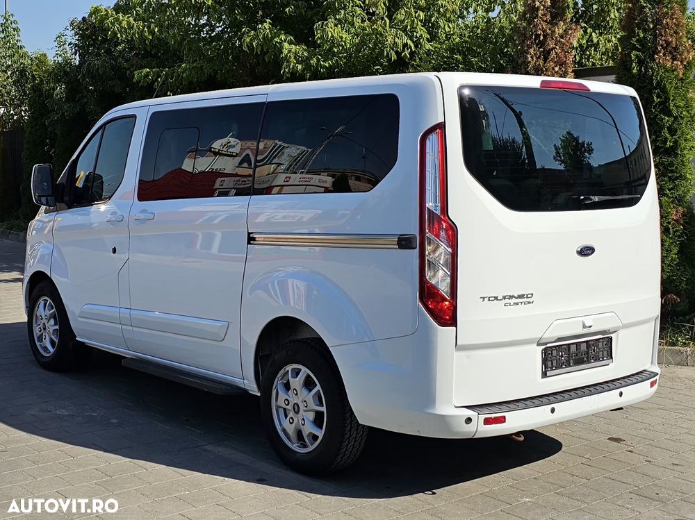 Ford Tourneo Custom - 6