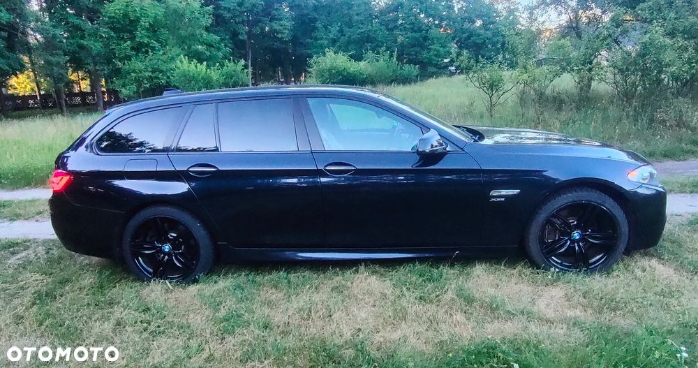 BMW Seria 5 530d xDrive Touring Sport-Aut - 4