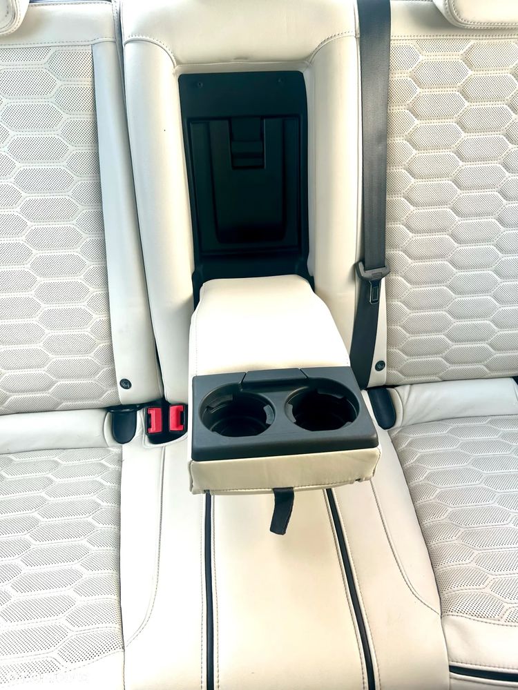 Ford Mondeo Vignale 2.0 EcoBoost - 14