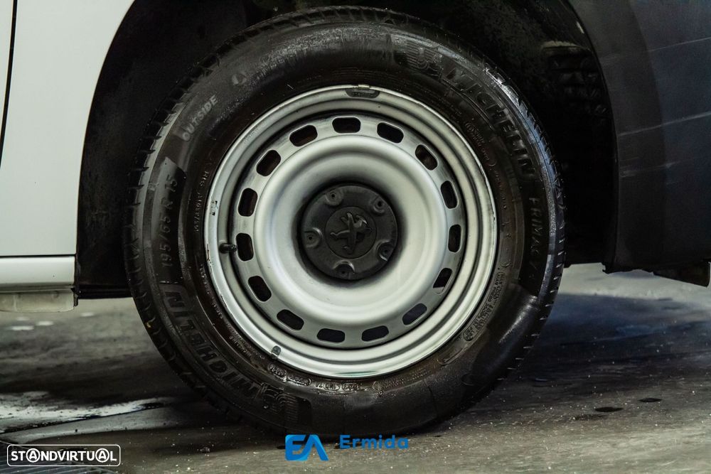 Peugeot Partner 1.5 BlueHDi Asphalt Standard - 20