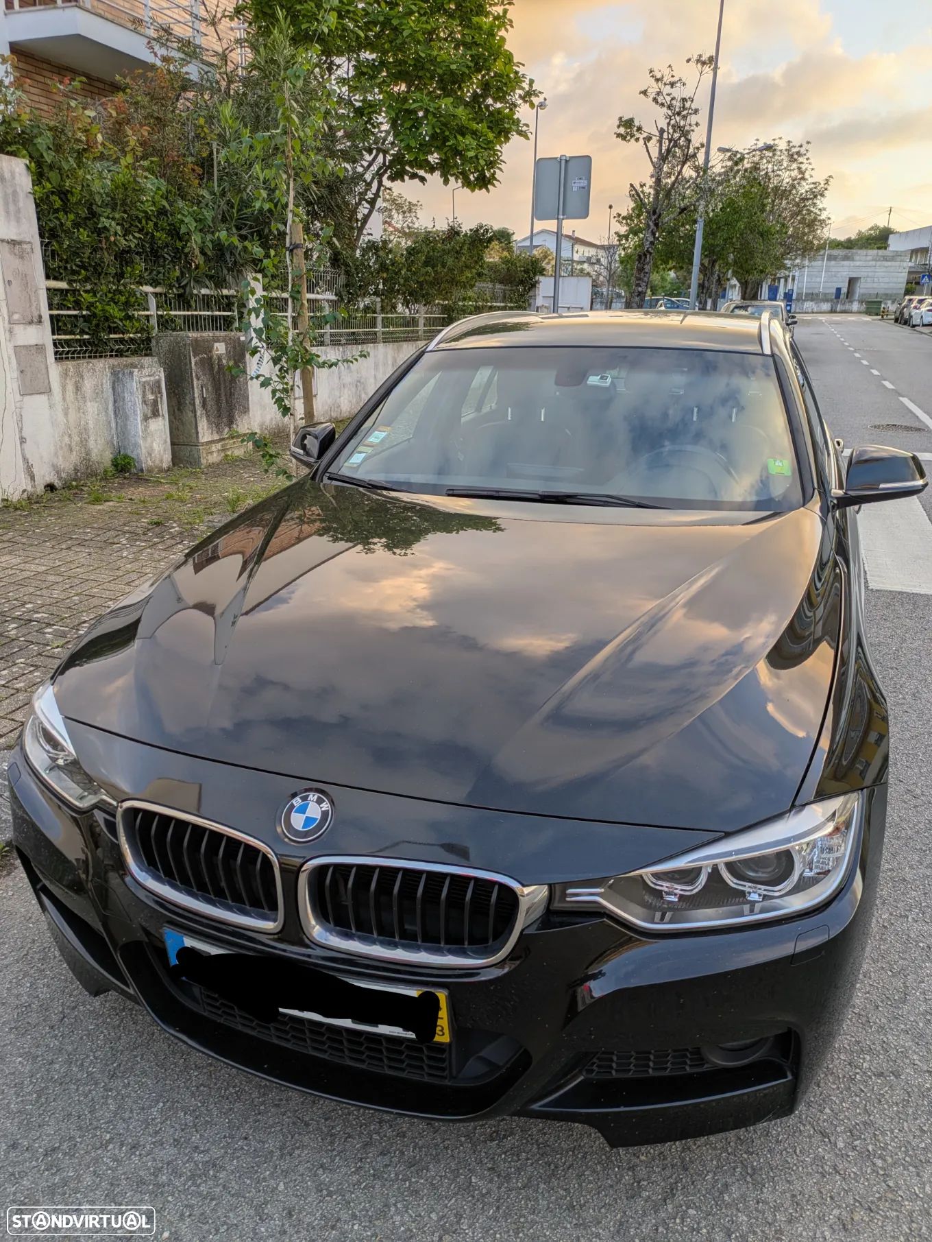 BMW 320 d Touring xDrive Pack M - 1