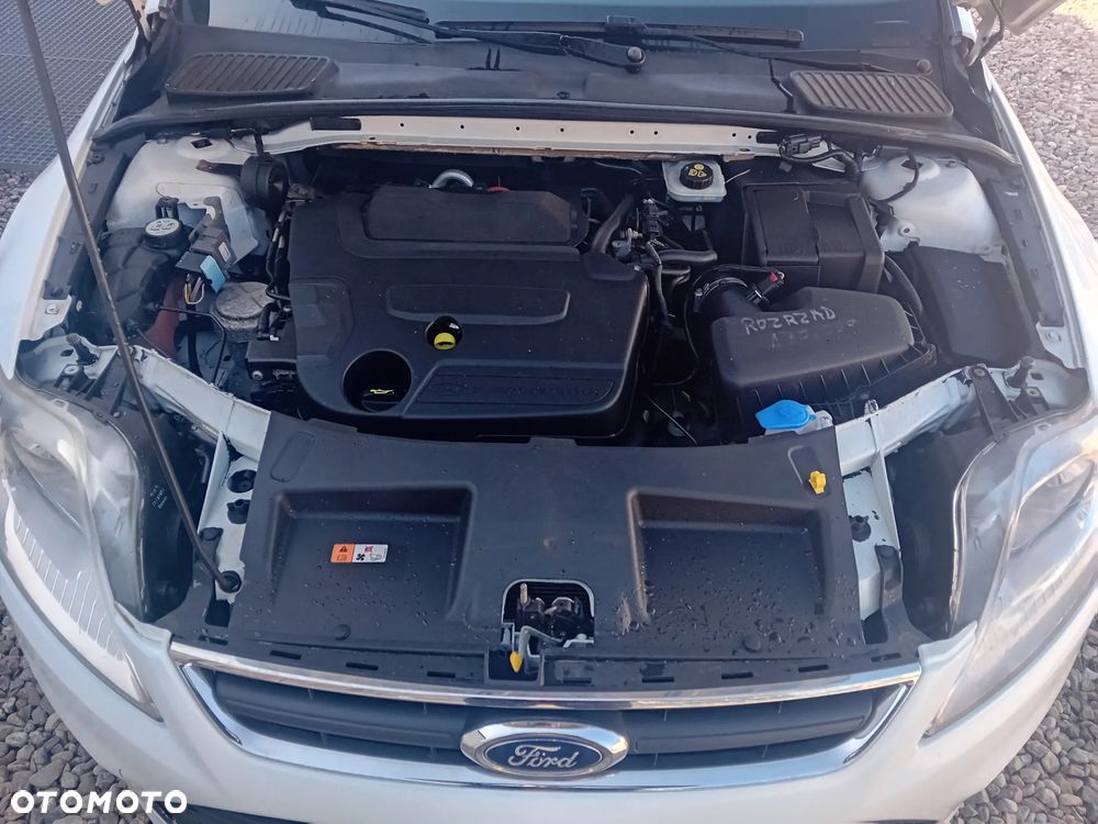 Ford Mondeo SW - 22