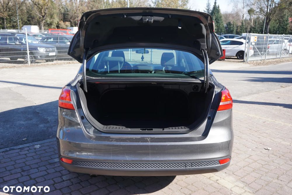 Ford Focus 1.5 TDCi Trend - 5