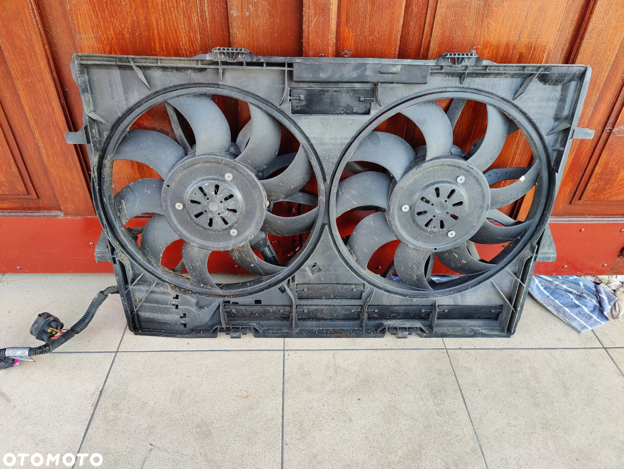 AUDI Q5 A6 A7  WENTYLATORY CHŁODNICY 4H0121003N 3.0 BTDI 3.0 TFSI - 4
