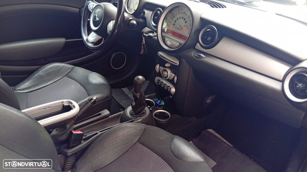 MINI Clubman Cooper D - 12