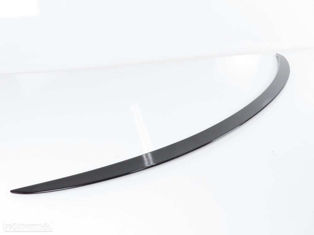 Spoiler/ Aileron da Mala Novo MERCEDES-BENZ C-CLASS (W206) - 2