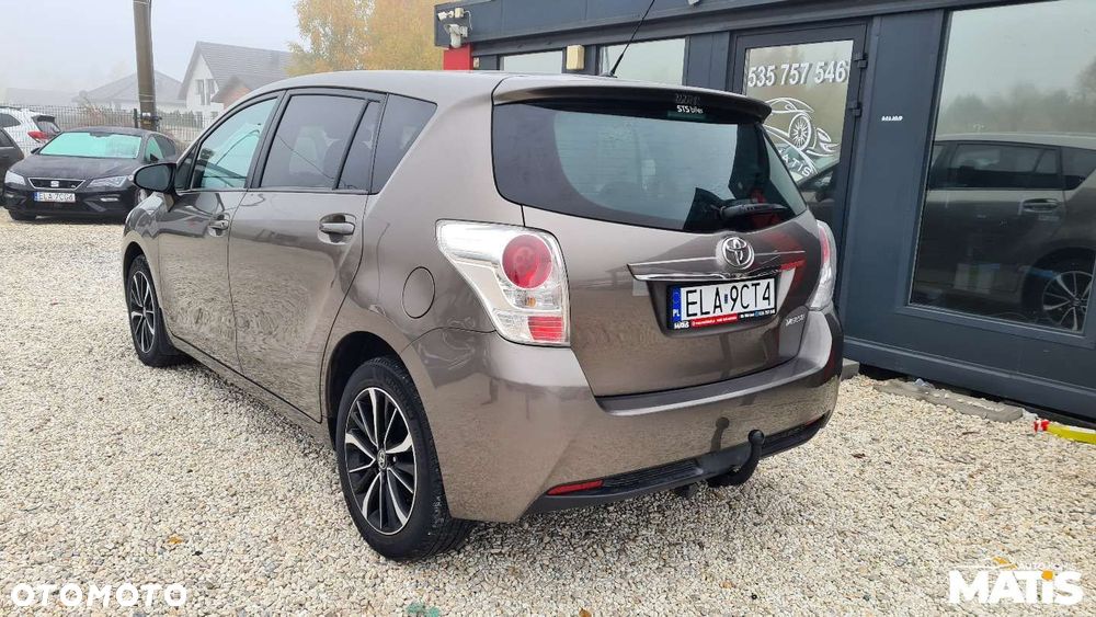Toyota Verso - 22